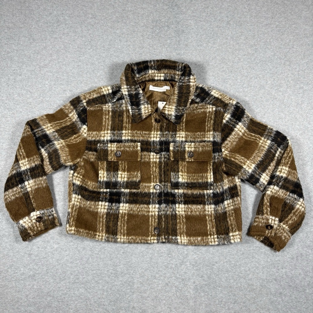 NWT All in Favor Plaid Crop Jacket Women's L Brown Navy Fuzzy Shacket